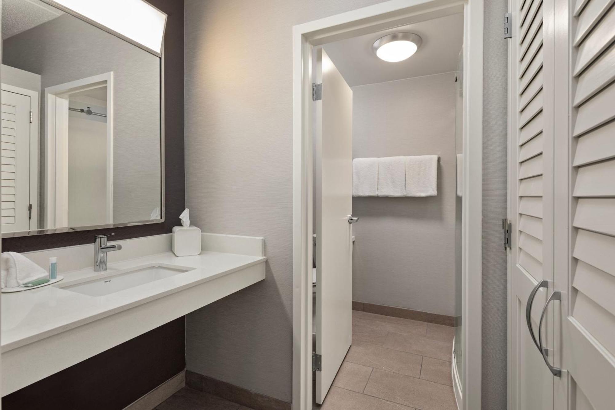 Courtyard By Marriott Chicago Waukegan / Gurnee Hotel Exterior foto