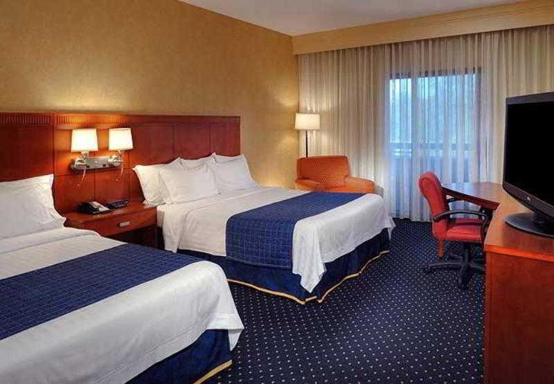 Courtyard By Marriott Chicago Waukegan / Gurnee Hotel Quarto foto
