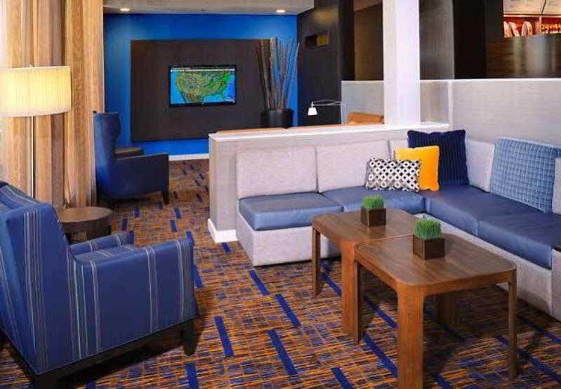 Courtyard By Marriott Chicago Waukegan / Gurnee Hotel Exterior foto